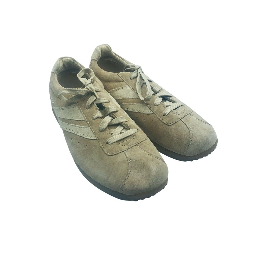 Skechers women's  RETRO SUEDE Lace up Sneakers size 9‎
